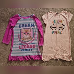 Bundle Of Girls Pajamas Sz M 7/8